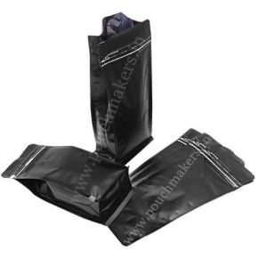 Matt Black Flat Bottom Pouches Tear Off Zipper